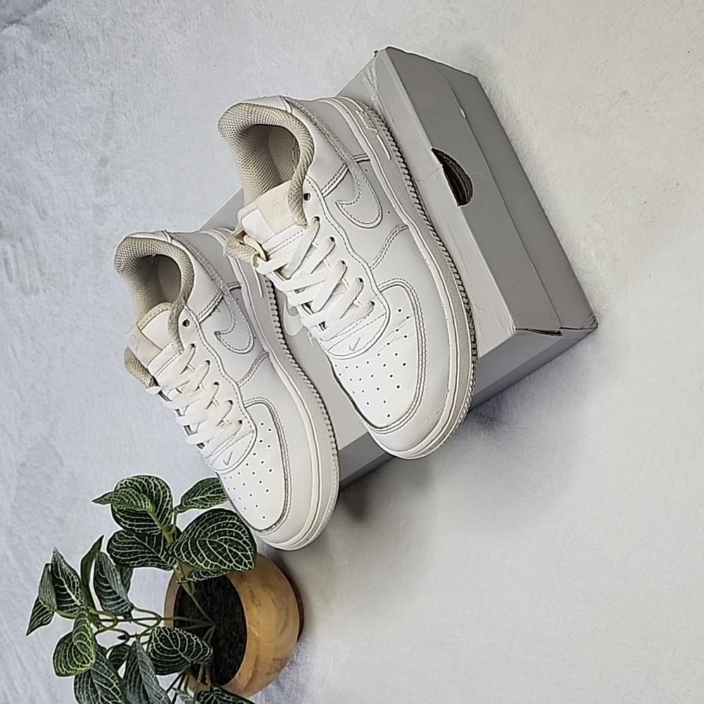 Force 1 LE (PS)